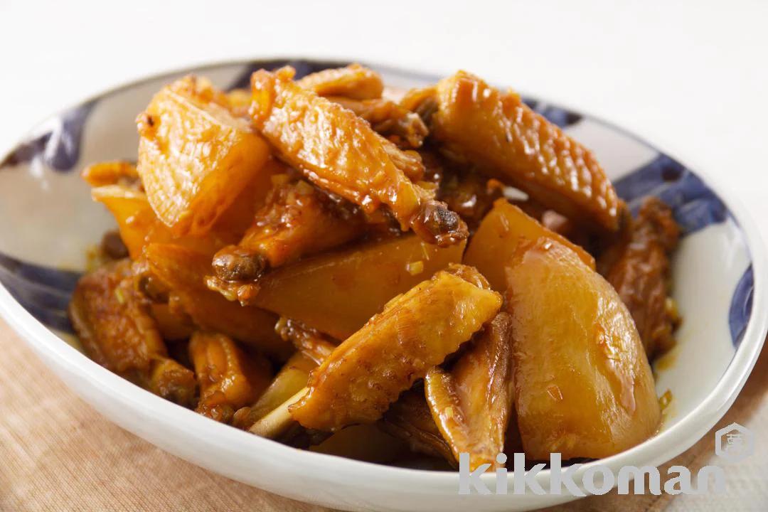 Korean-Style Chicken Wings and Radish