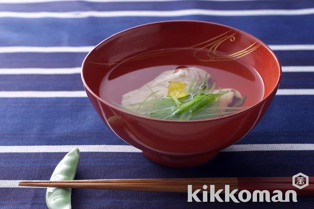 Clear Soup with Chicken Tender and Snow Peas