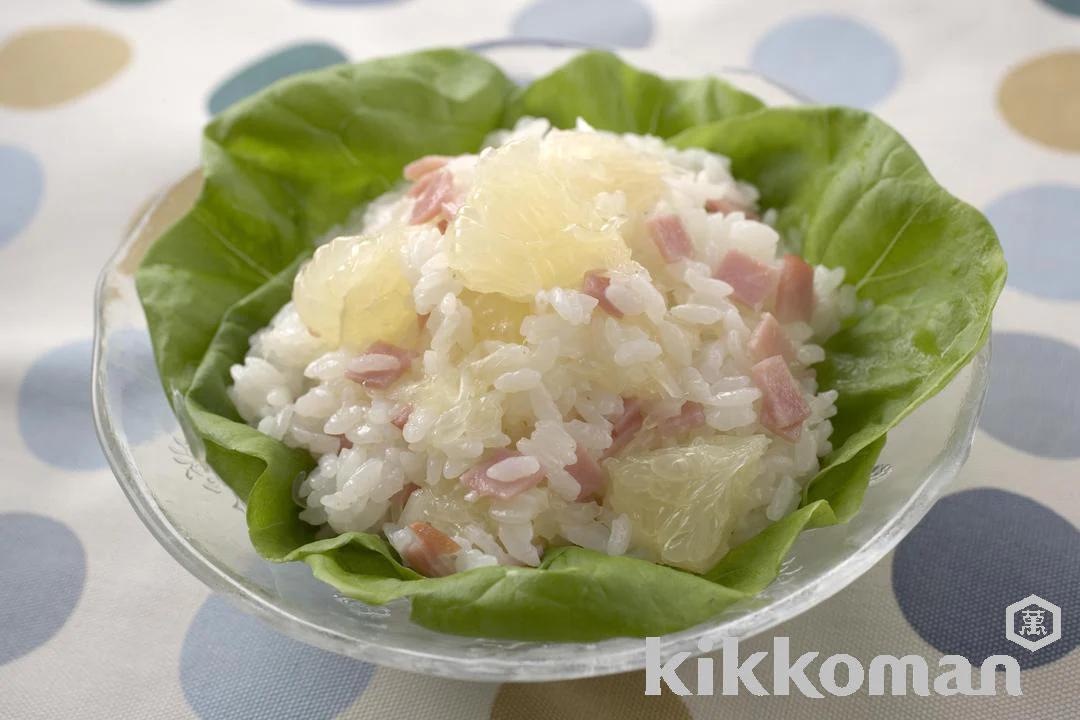 Sushi-Style Grapefruit and Ham Mixed Rice