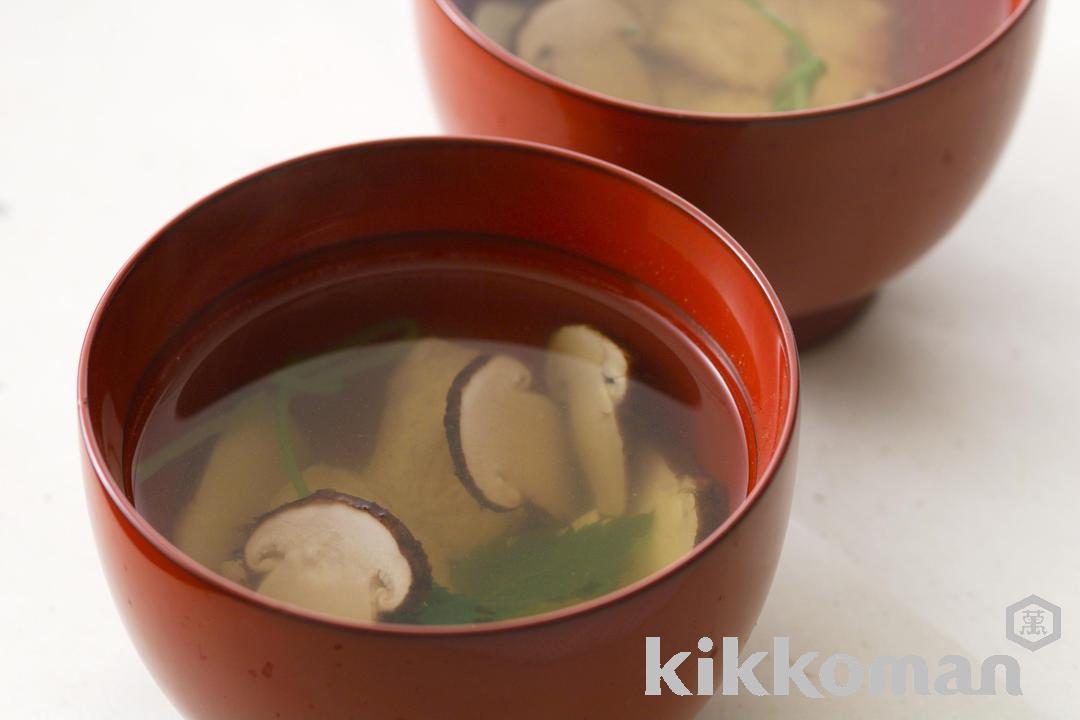 Japanese Clear Soup with Matsutake and Chicken Tenders (Osuimono)