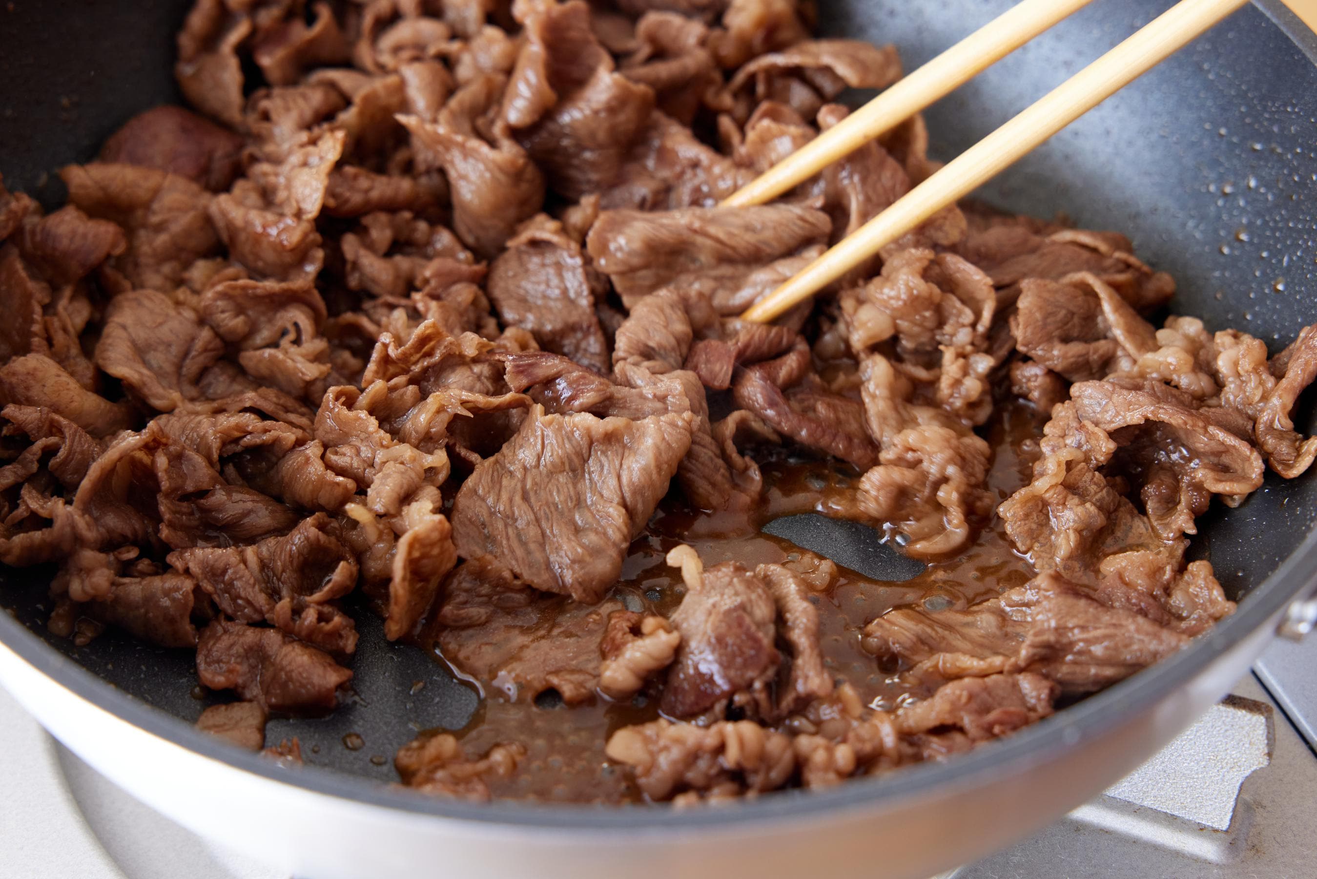making simmered beef